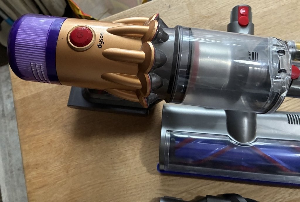 Foto 4 van Dyson V12 Slim Absolute met Laserdetectie LEZEN!