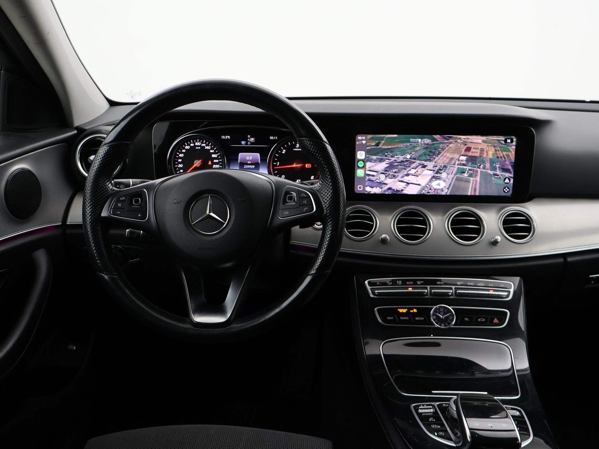 Mercedes-Benz E-klasse Estate 220d 194 PK AUT9 AVANTGARDE +, Automaat, Achterwielaandrijving, Gebruikt, Leder en Stof