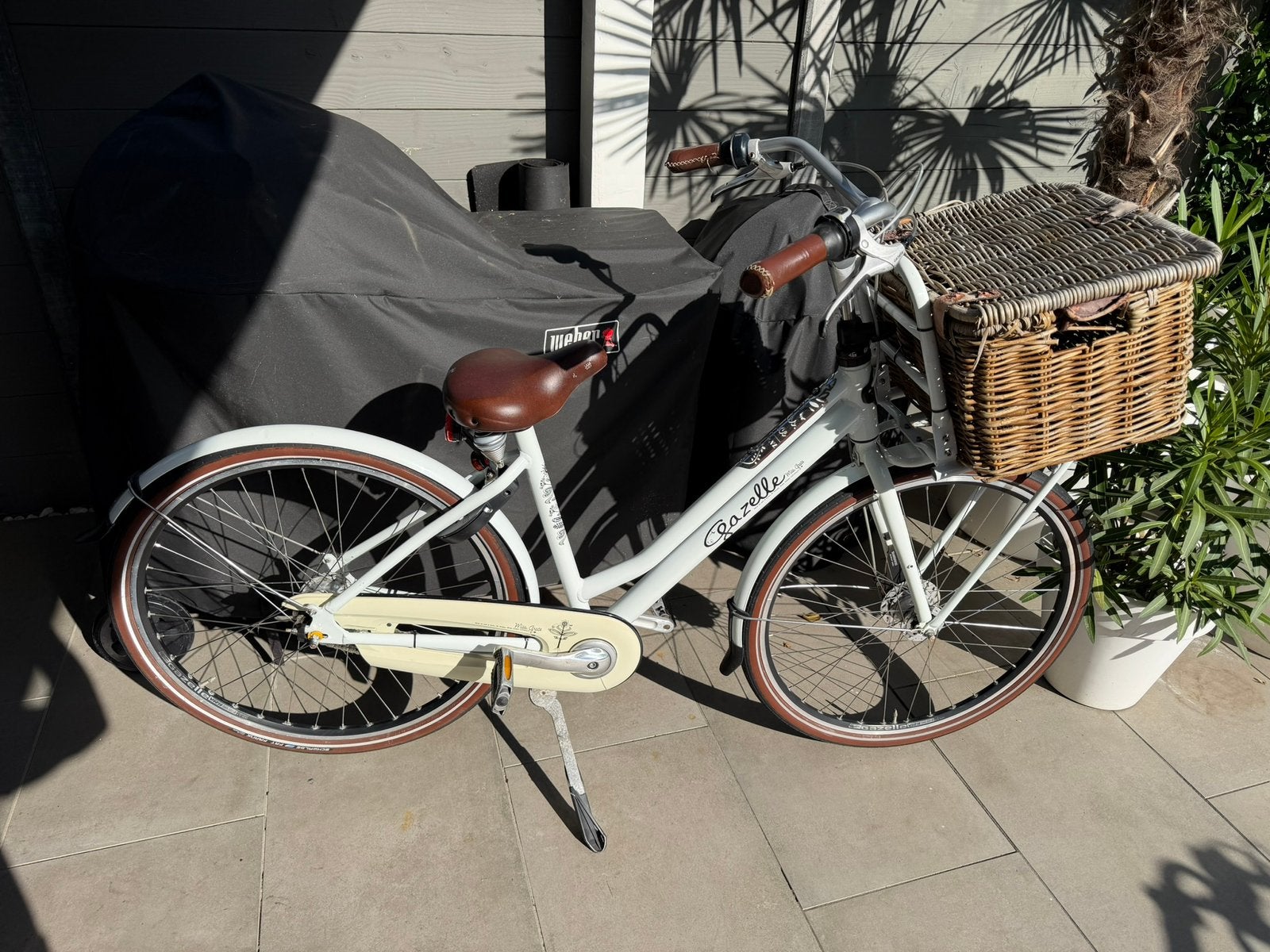 Damesfiets wit Miss Grace., Fietsen en Brommers, Ophalen of Verzenden, Gebruikt, Gazelle, Versnellingen