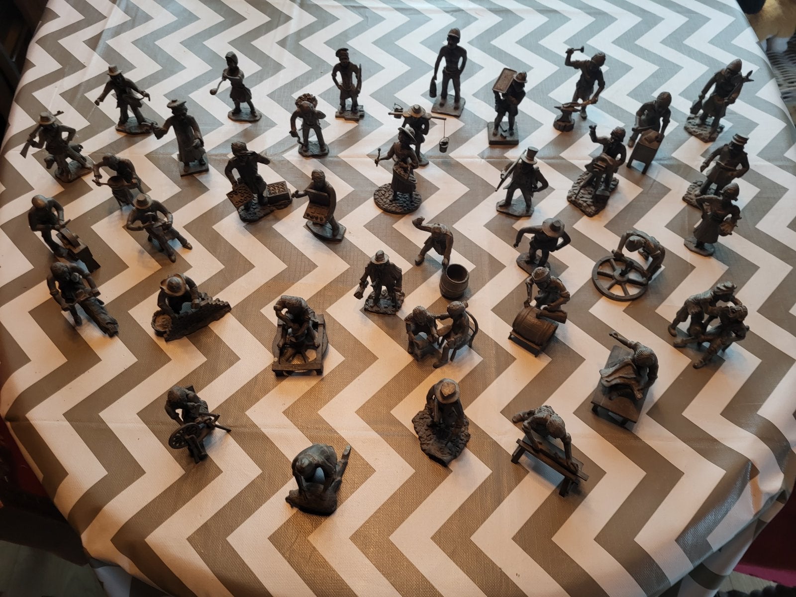 37 royal pewter potter daalderop  tinnen ambachten, Ophalen