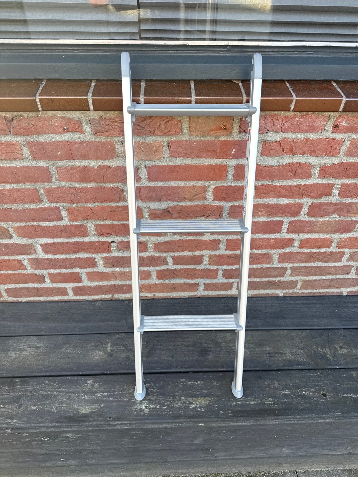 Hymer Ladder - Compacte en stevige 3-treden ladder, Doe-het-zelf en Verbouw, Ophalen of Verzenden, Zo goed als nieuw, Ladder, Minder dan 2 meter