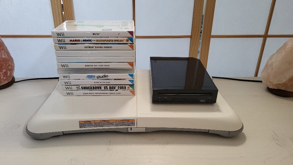 Nintendo Wii console met Balance Board en 11 spellen, Spelcomputers en Games, Spelcomputers | Nintendo Wii, Gebruikt, Met 2 controllers
