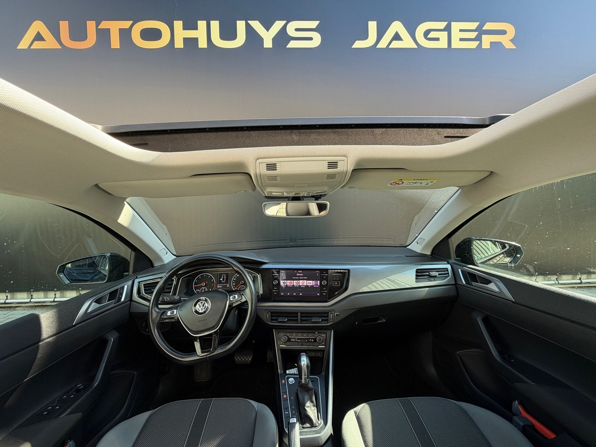 Volkswagen Polo 1.0 TSI Highline Beats Pano Carplay Camera S, Auto's, Volkswagen, Stof, Gebruikt, Euro 6, 116 pk