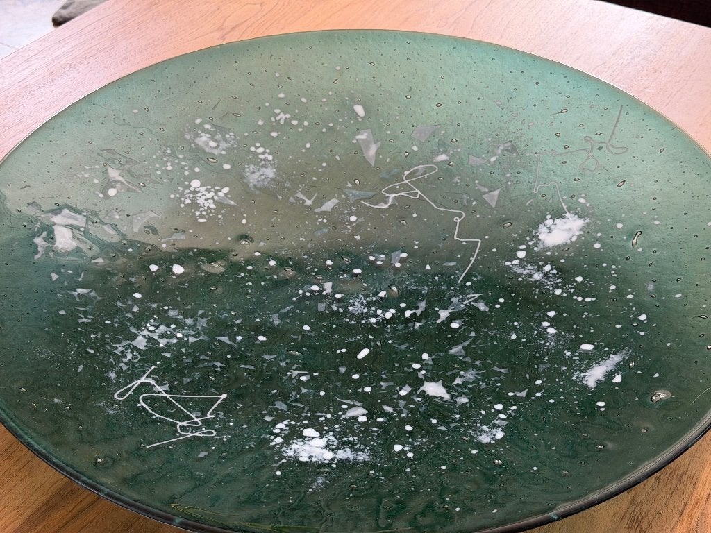 unieke glazen schaal / kunstobject 65 cm doorsnee, Huis en Inrichting, Ophalen, Schaal, Rond, Glas