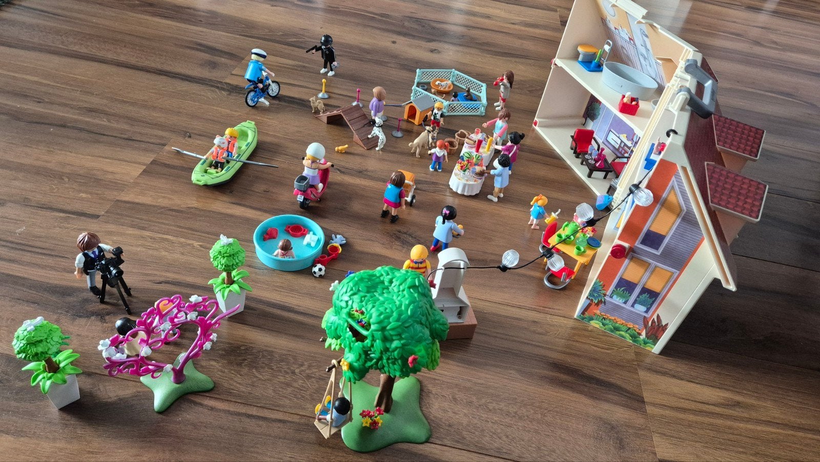 Playmobil City Life: Groot Huis met veel extra's, Kinderen en Baby's, Speelgoed | Playmobil, Gebouw, Complete set, Ophalen of Verzenden