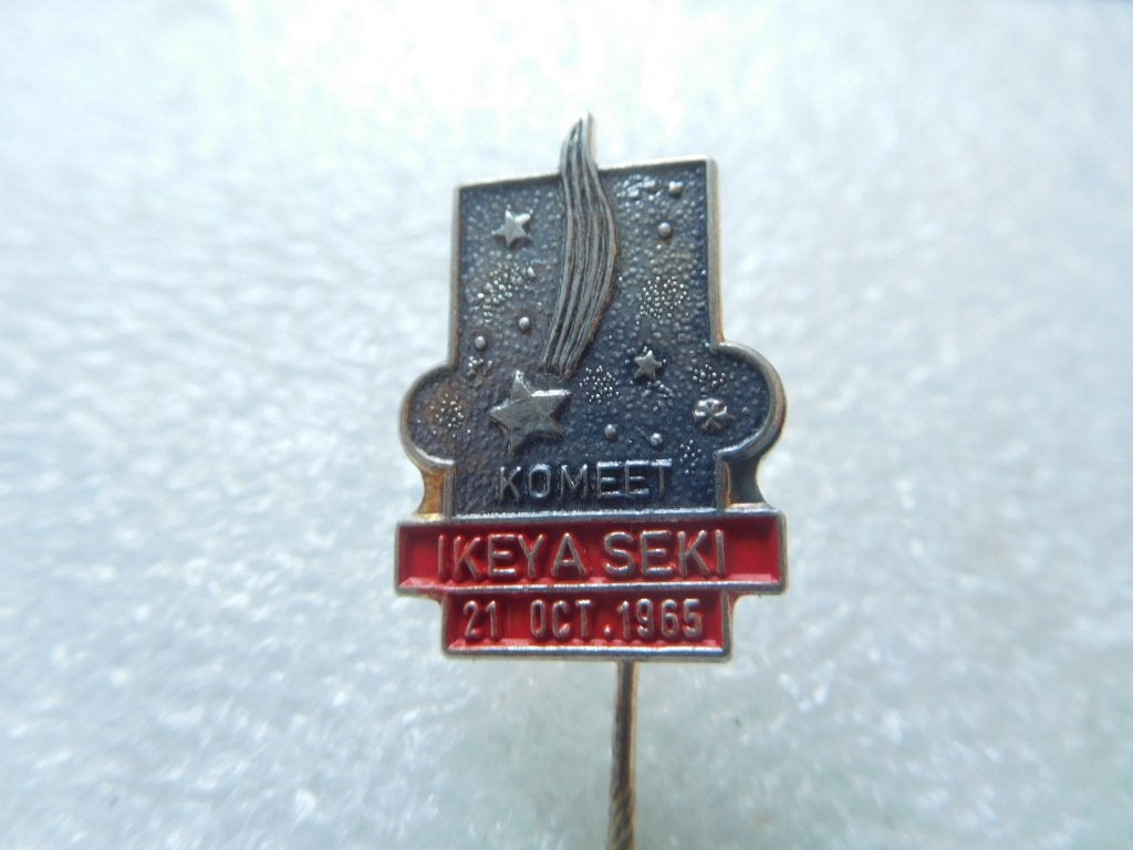 speldje  Ikeya Seki Komeet 21 oct 1965, Ophalen of Verzenden, Zo goed als nieuw, Overige onderwerpen