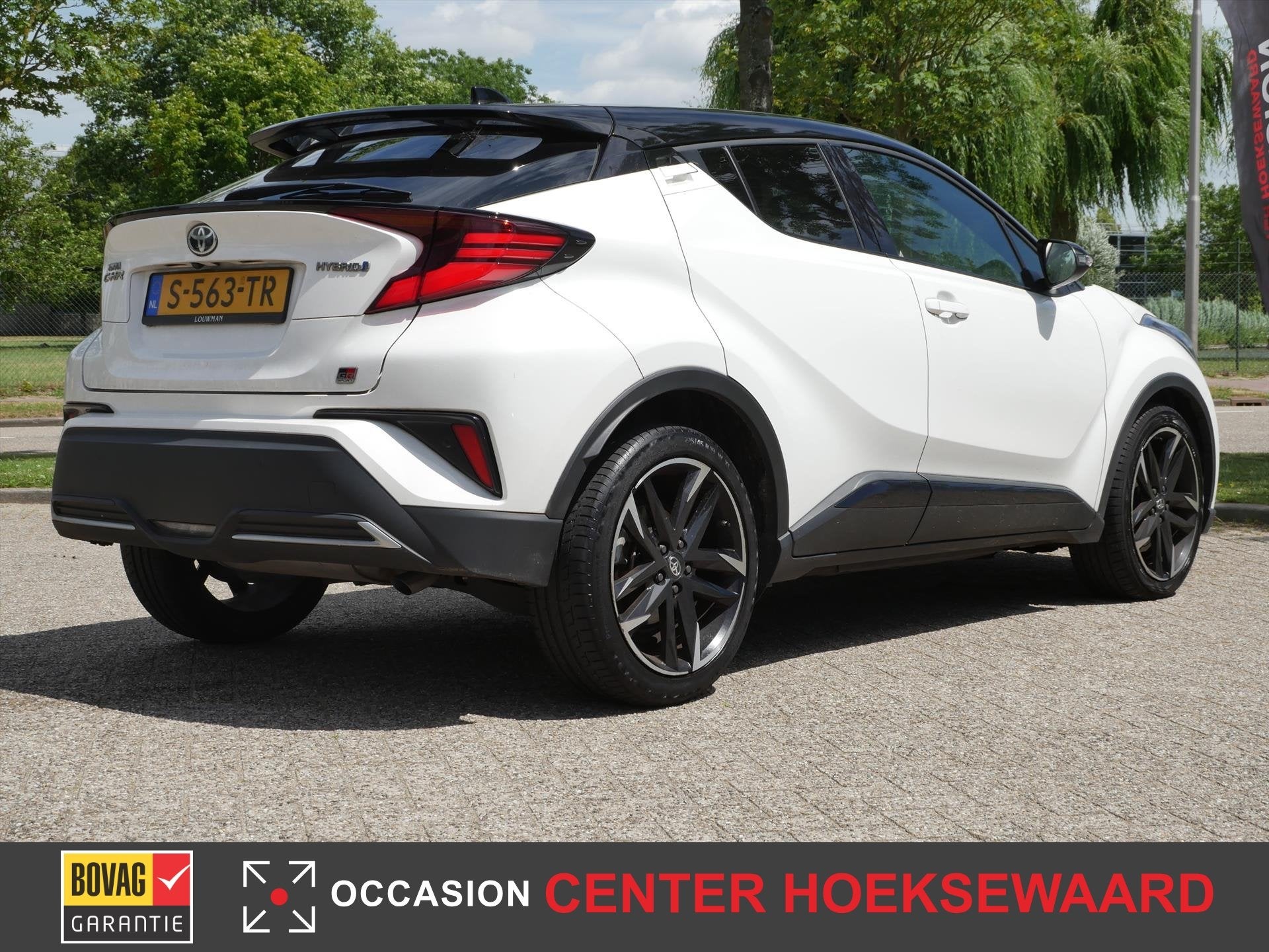 TOYOTA C-Hr 1.8 Hybrid 122pk CVT GR-Sport Two-Tone | Camera, Auto's, Toyota, 12 maanden, 4 cilinders, Origineel Nederlands, Hybride Elektrisch/Benzine