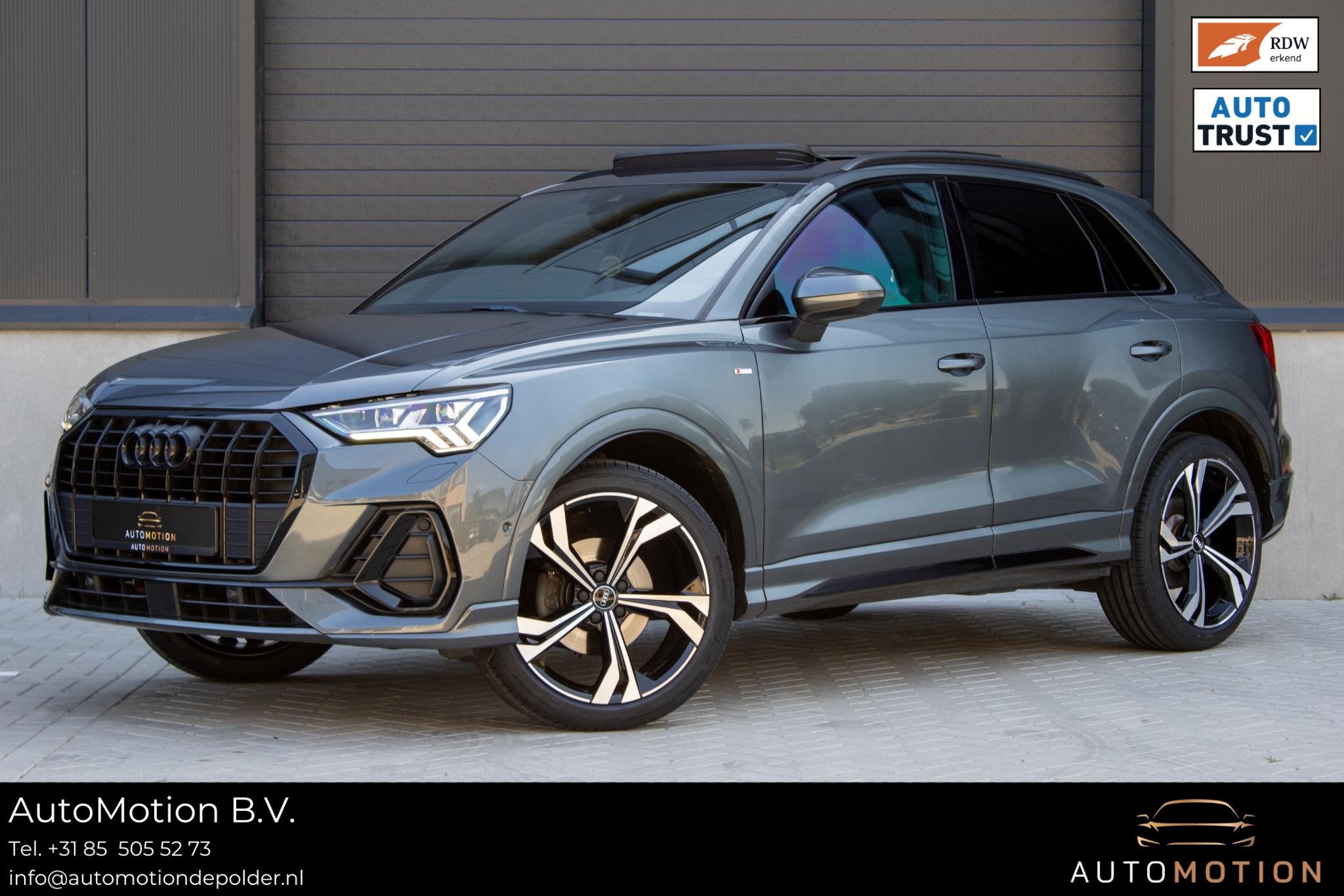 Audi Q3 35 TFSI S Line PANO CAMERA ELEKTRISCHE STOELEN SFEER, Auto's, Dealer onderhouden, 4 cilinders, Bedrijf, 1470 kg