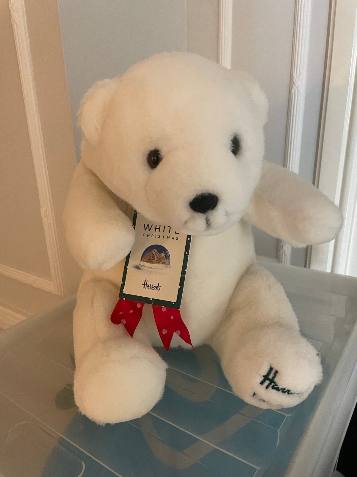 Nieuwe Harrods Witte Kerst IJsbeer Knuffel uit Rookvrij Huis, Overige merken, Beer, Nieuw, Ophalen of Verzenden
