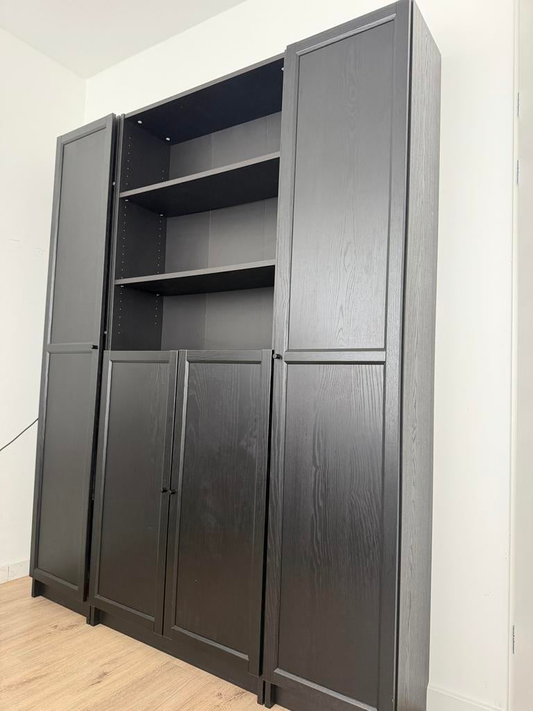 Ikea Billy Boekenkast - Zwartbruin met deuren en planken, Huis en Inrichting, Ophalen, Gebruikt, 100 tot 150 cm, 200 cm of meer