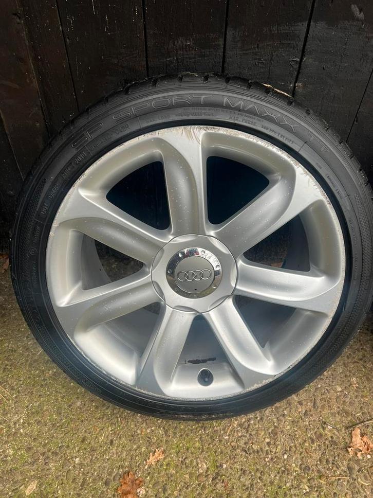 Originele Audi TT velgen Michelin zomer 18? a3 s3 golf caddy, Niet ingevuld, 18 inch, Banden en Velgen, Niet ingevuld