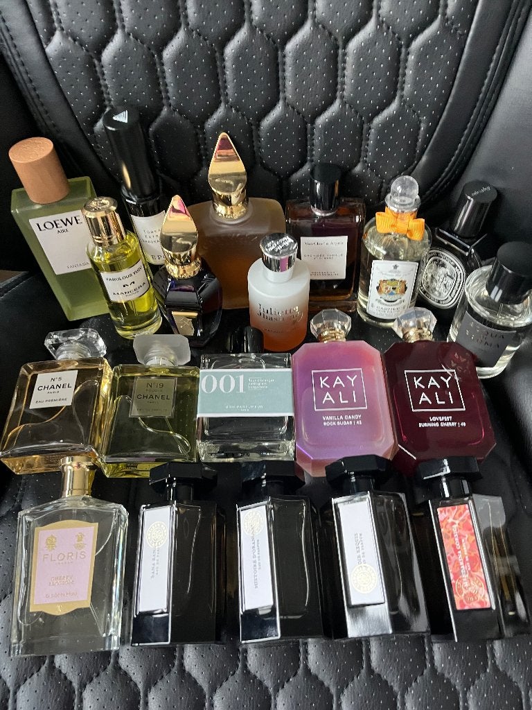 Niche perfumes’ collection of 20 items, Verzenden, Zo goed als nieuw