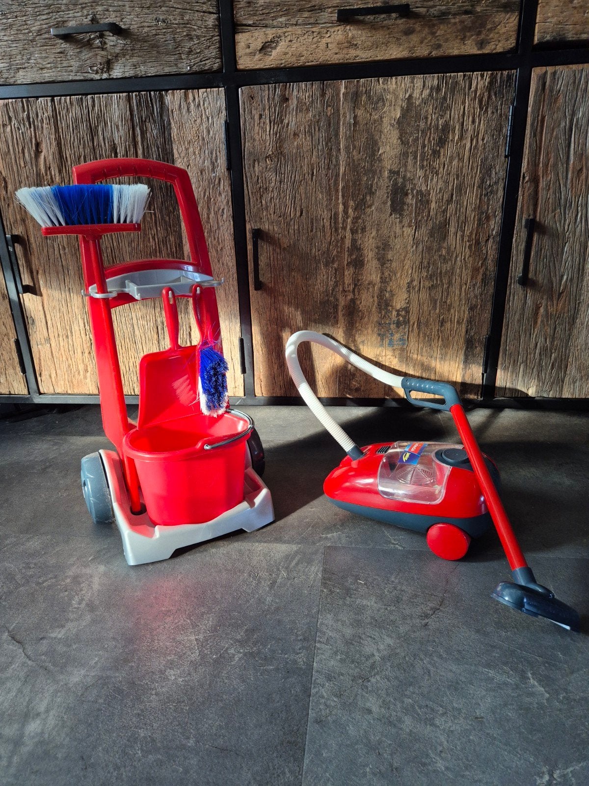 Speelgoed schoonmaakset met stofzuiger en kar, Ophalen, Gebruikt, Jongen of Meisje