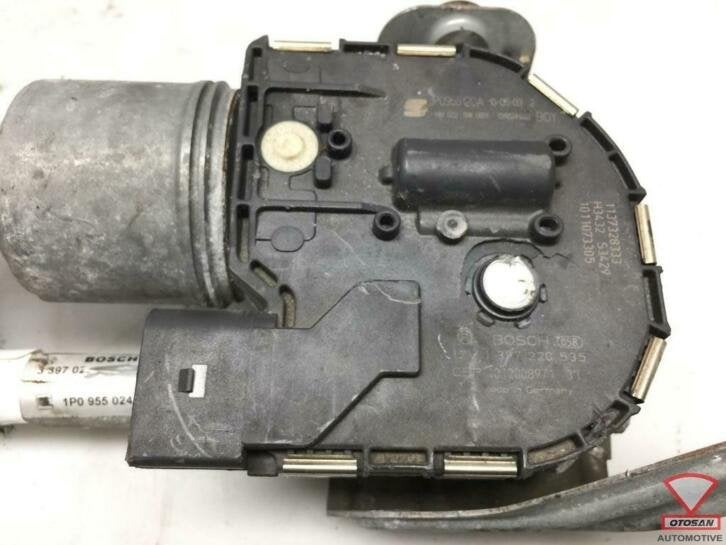 seat leon 1p ruitenwissermotor voor 1p0955024b, Gebruikt, Autovia A-2, Km 585 585
08760  Martorell, ES, Ophalen of Verzenden, SEAT S.A.