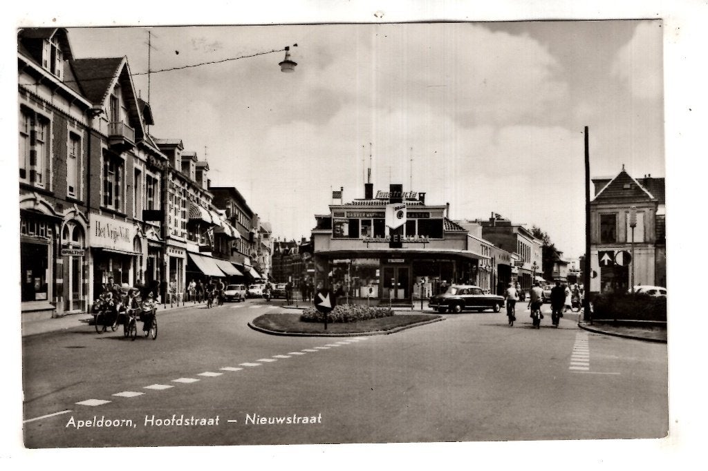 Apeldoorn Nieuwstraat DAF 33, Verzenden, 1940 tot 1960, Ongelopen, Gelderland