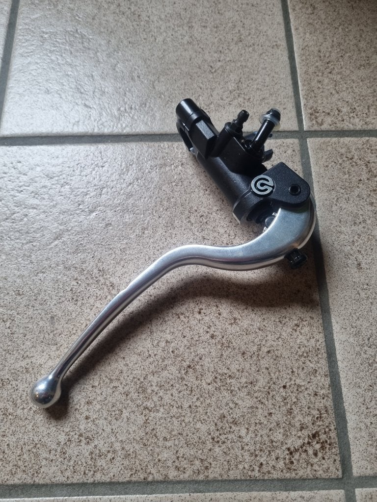 Brembo rempomp, Ophalen of Verzenden
