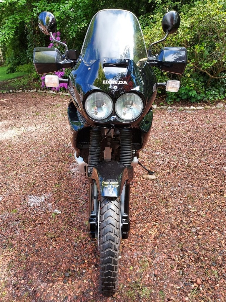 Honda XRV 750 Africa Twin voortopkuip RD07A zwart Z.G.A.N., Verzenden