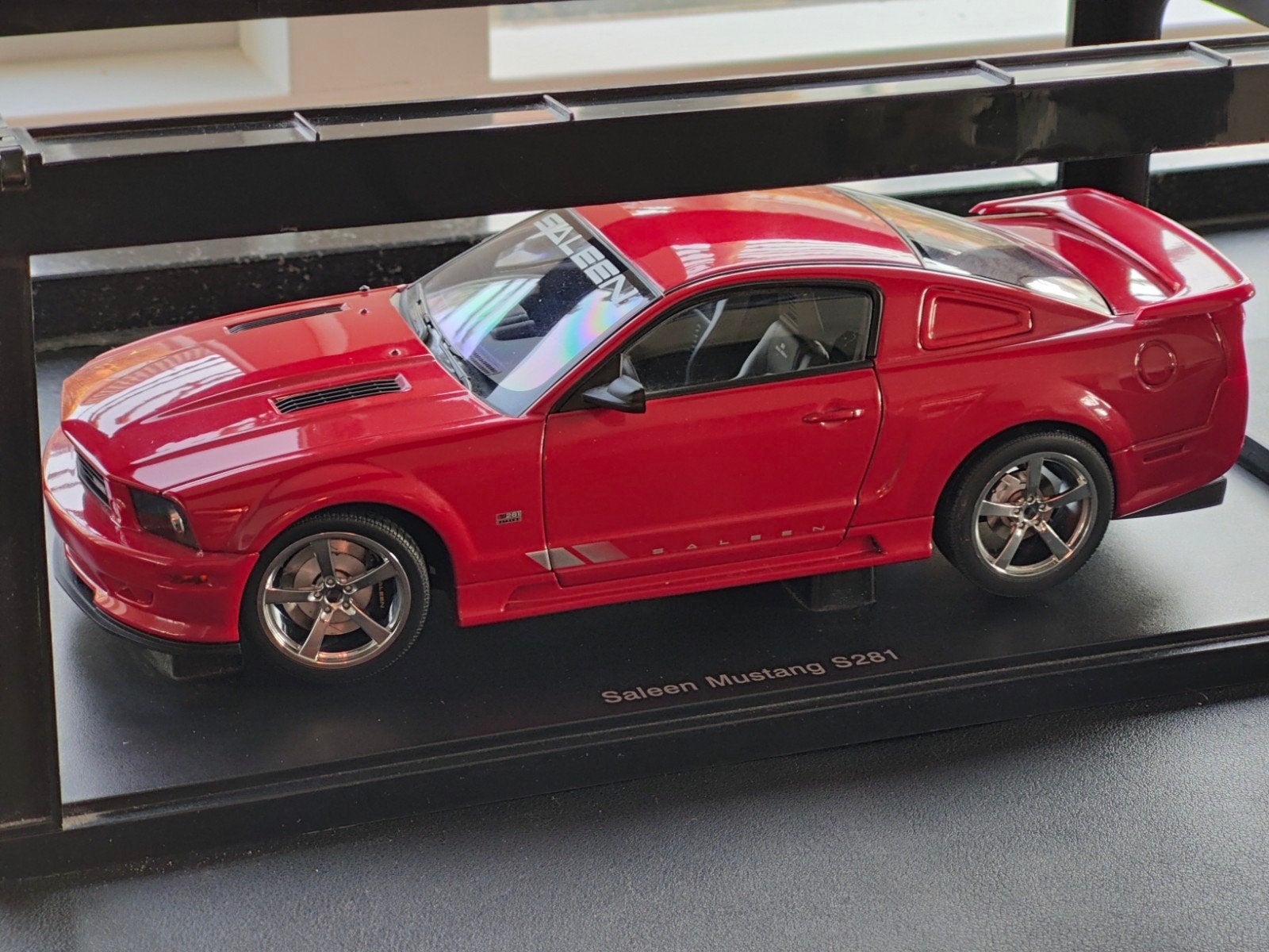 Saleen Mustang S281 Extreme 1:18 schaalmodel, Ophalen of Verzenden, Zo goed als nieuw, Auto, Overige merken