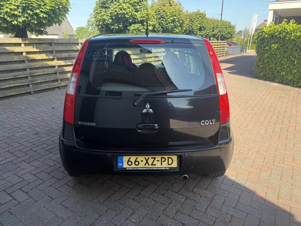 Mitsubishi Colt 1.3 Invite+ Automaat/AC/5-deurs, Auto's, Mitsubishi, Stof, Gebruikt, 31 €/maand, Origineel Nederlands