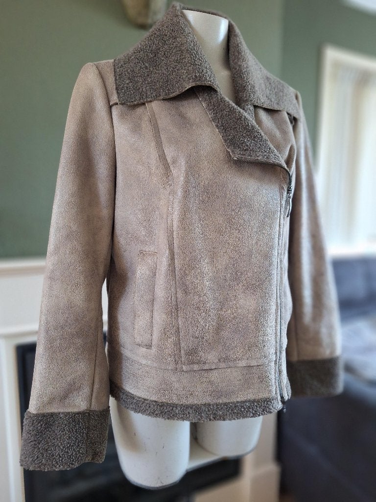 Caroline Biss lammycoat lammy coat jas beige 40 bijna nieuw, Maat 38/40 (M), Verzenden, Beige, Zo goed als nieuw