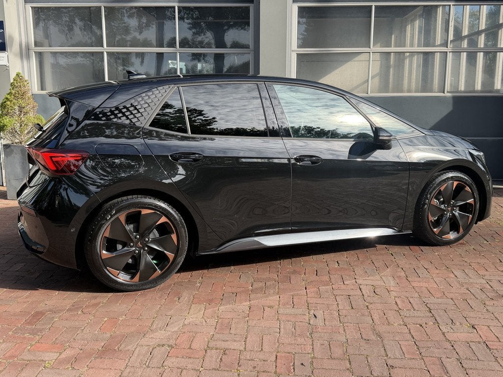 CUPRA Born Performance 63 kWh 170kw | ex BPM | LED Signature, Auto's, Automaat, Zwart, Leder en Stof, Zwart