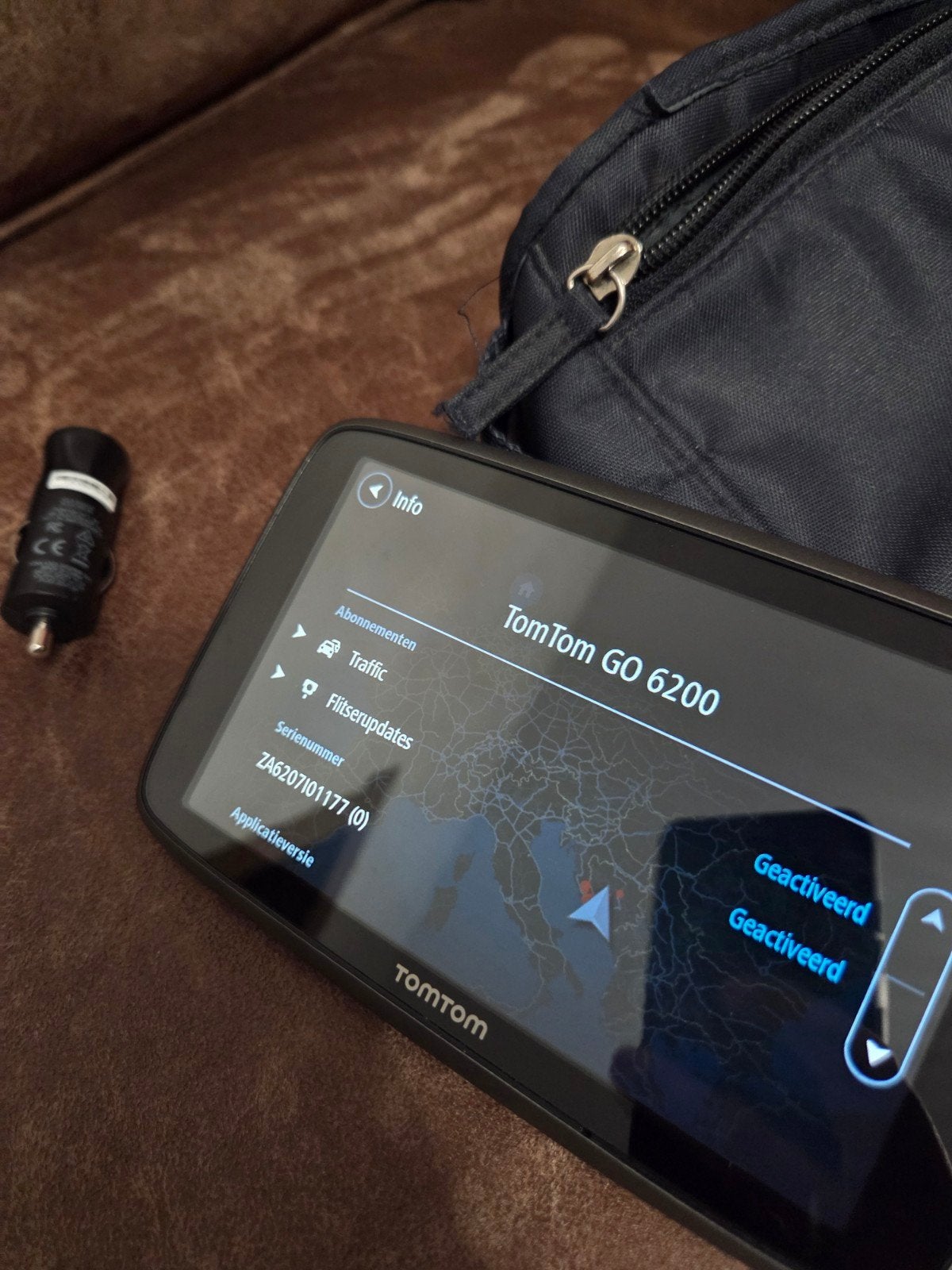 TomTom Go 6200 Autonavigatie met Lifetime Kaarten, Auto diversen, Ophalen, Zo goed als nieuw