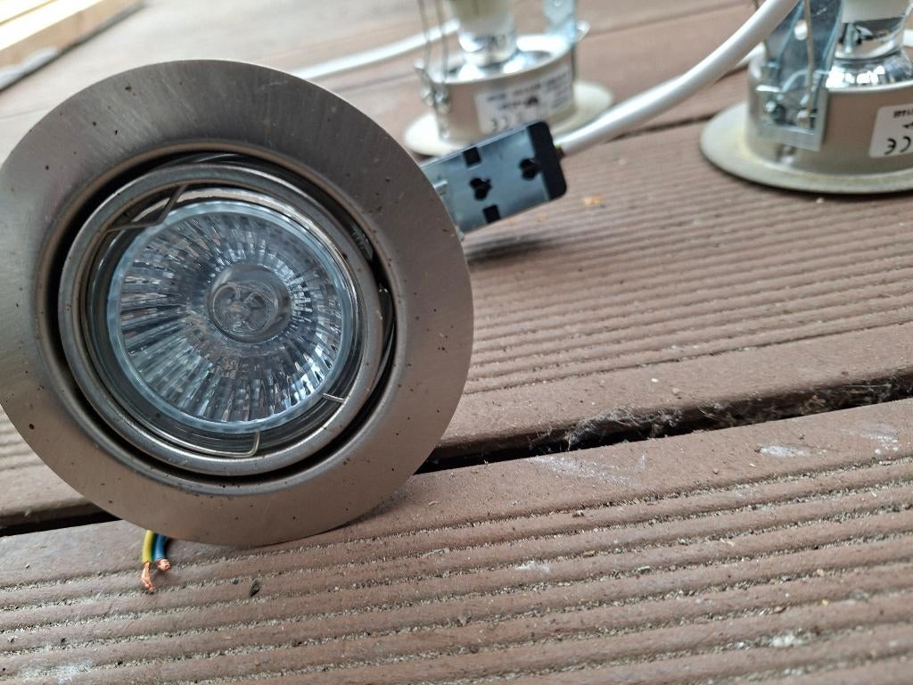 Spotjes, Huis en Inrichting, Lampen | Spots, Ophalen, Zo goed als nieuw, Metaal of Aluminium, Plafondspot of Wandspot