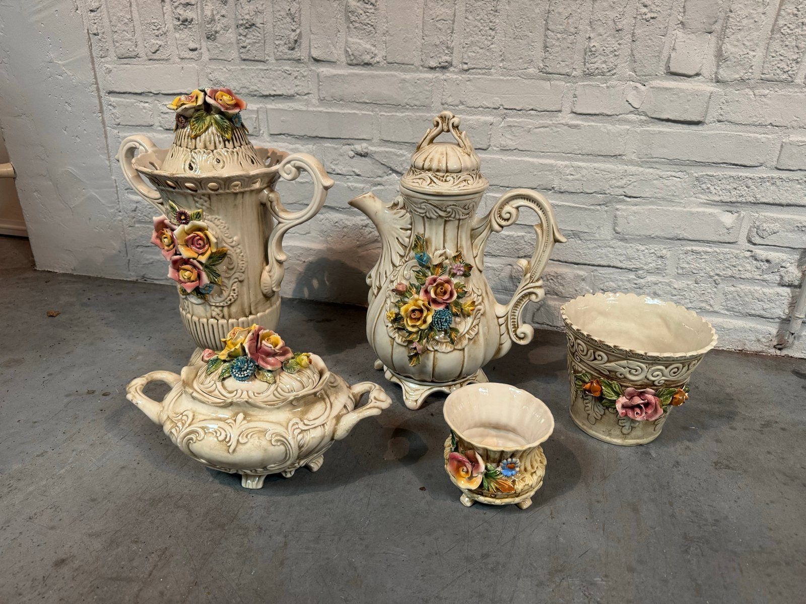 Roccoco Italiaanse Keramiek Set - Capodimonte & Bassano, Antiek en Kunst, Ophalen