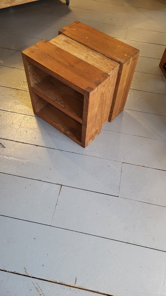 Houten blok kastje, Ophalen