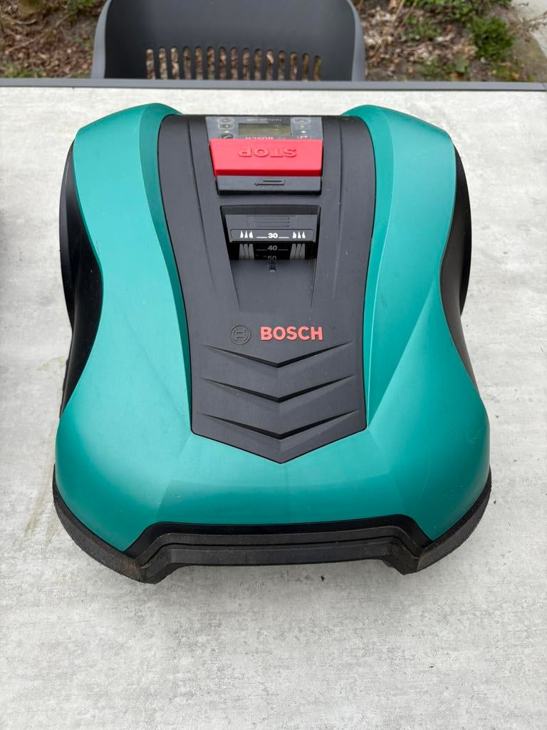 Goede Bosch indigo 400 incl. garage, Ophalen, Gebruikt, Bosch
