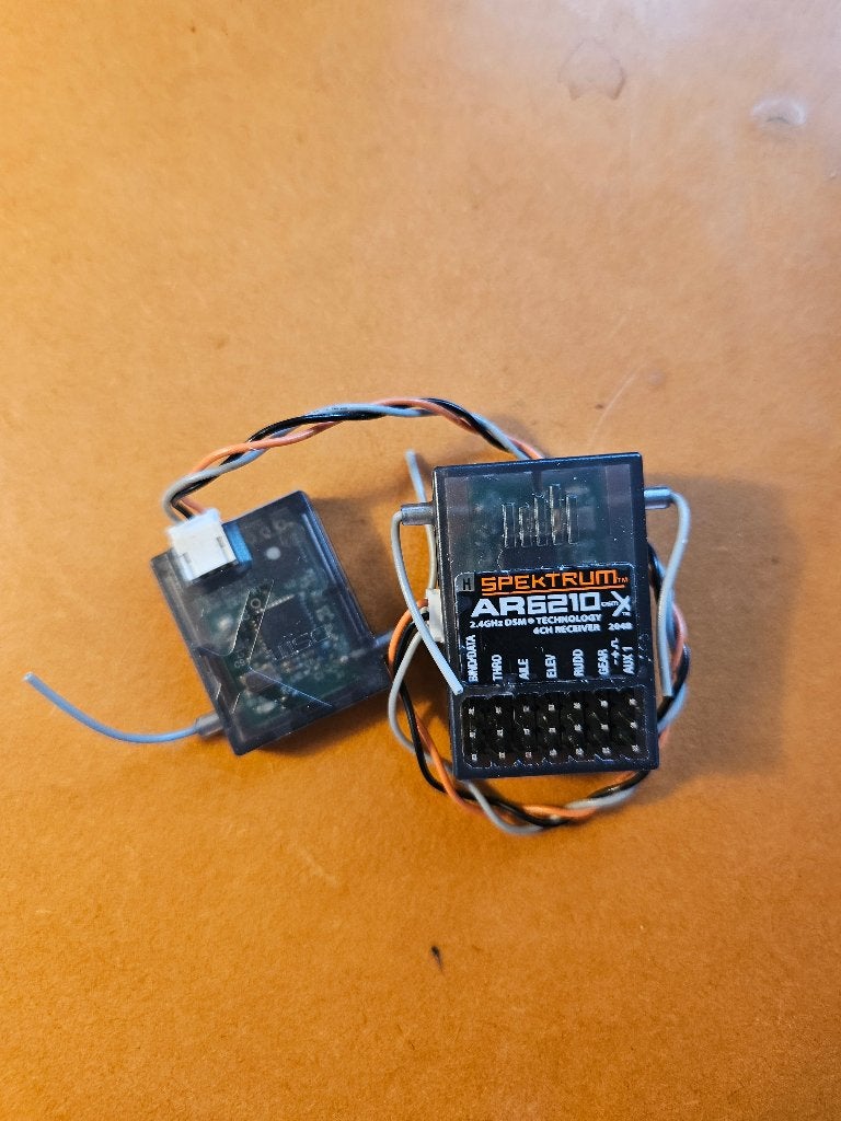 Spektrum AR6210 DSMX 6-kanaals RC ontvanger met satelliet, Hobby en Vrije tijd, Ophalen of Verzenden, Zo goed als nieuw