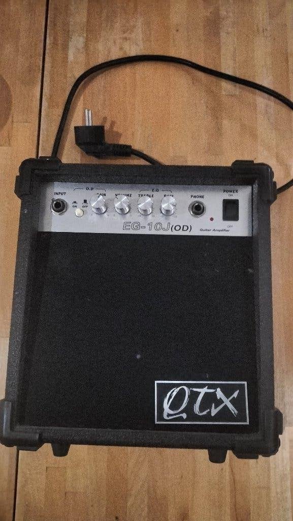QTX EG-10J(OD) Gitaarversterker - Compact en Krachtig, Ophalen, Gebruikt, Gitaar, Minder dan 50 watt