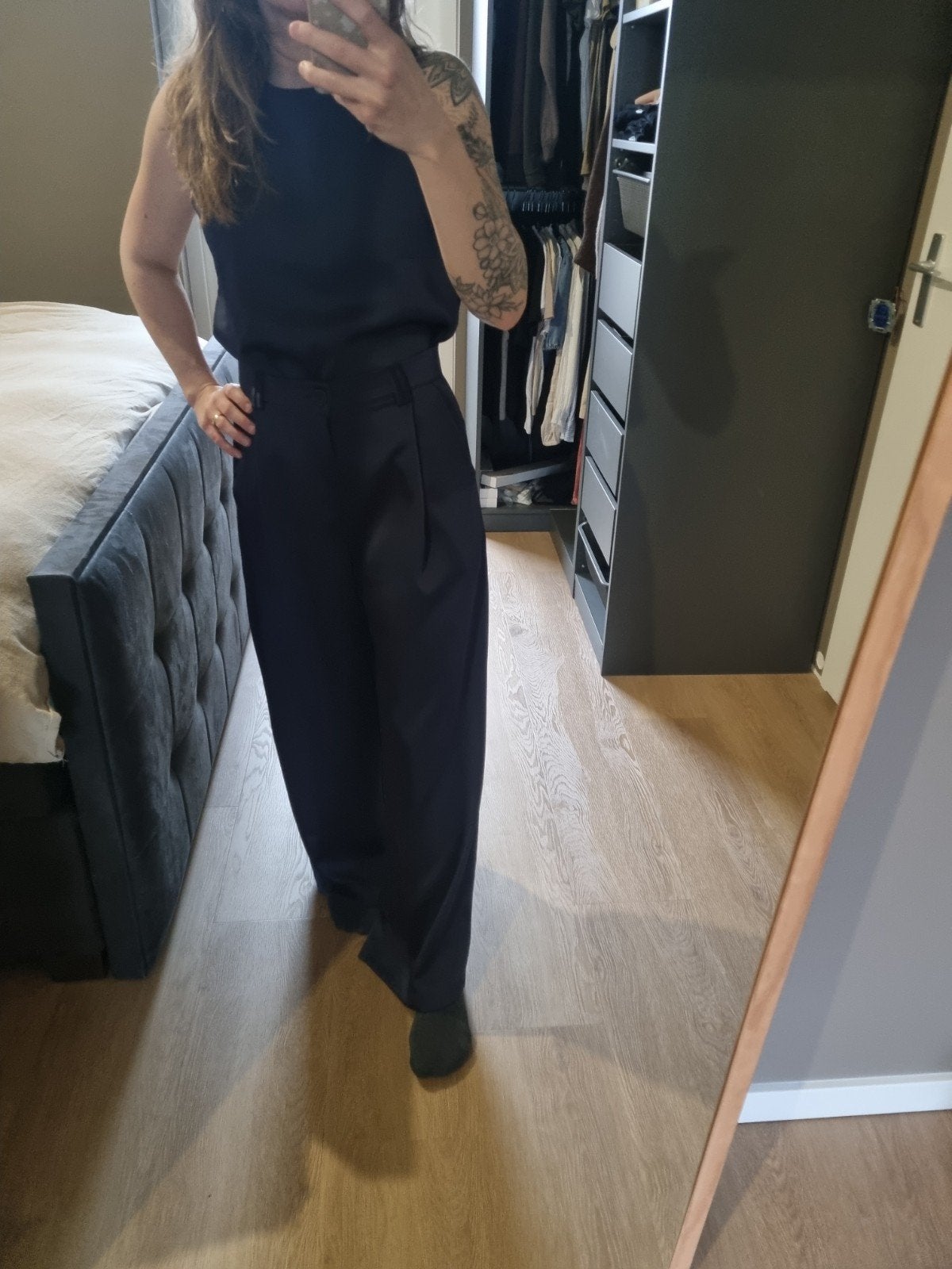 Satijnachtig pak donkerblauw maat M, Maat 38/40 (M), Overige typen, Blauw, Ophalen of Verzenden