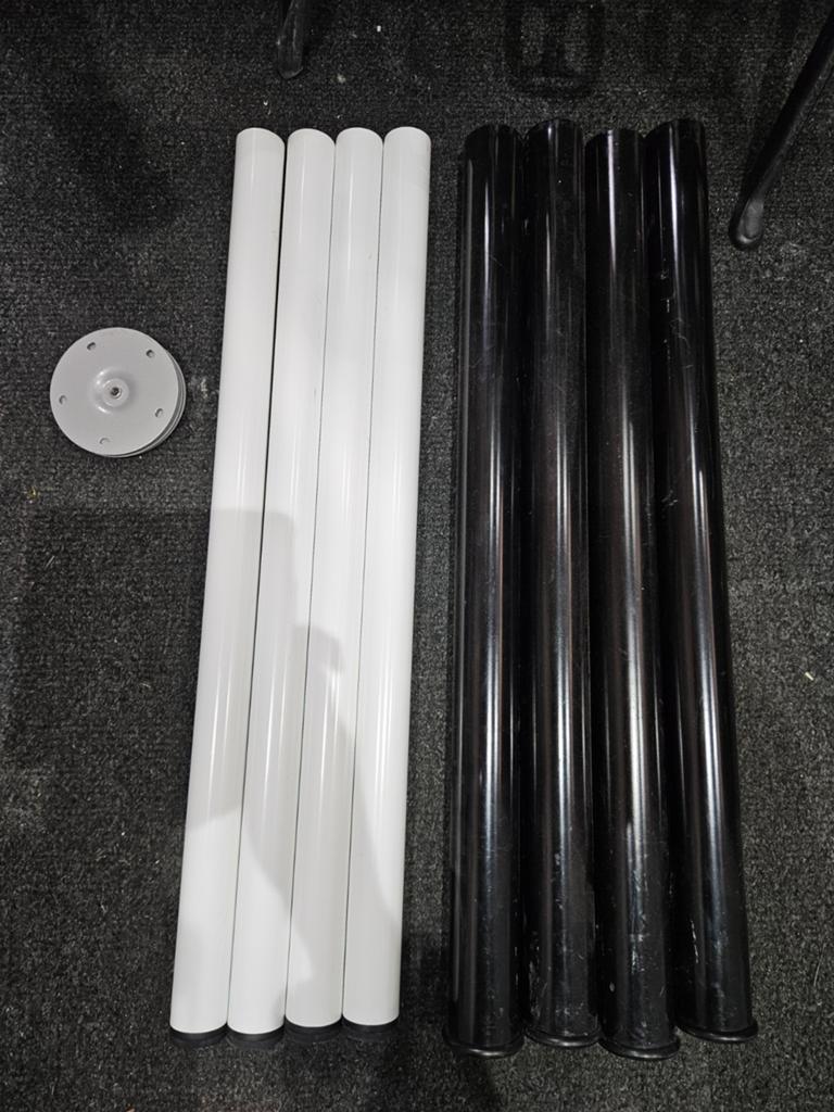 IKEA 8 tafelpoten/bureau (4 wit, 4 zwart), (4x) bevestiging, Ophalen, Gebruikt