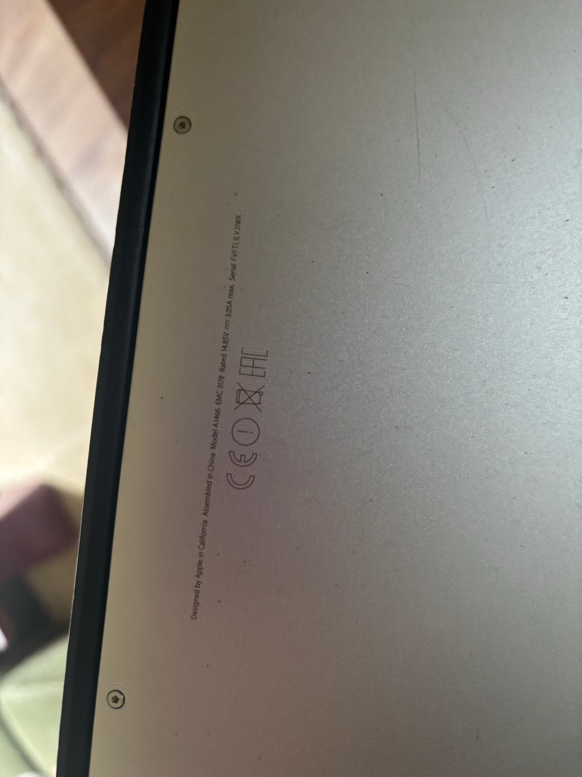 Foto 4 van MacBook Air A1466 met defect scherm - Voor onderdelen