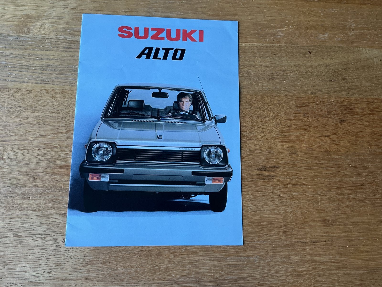 Suzuki Alto brochure uit 1982, Ophalen of Verzenden, Zo goed als nieuw
