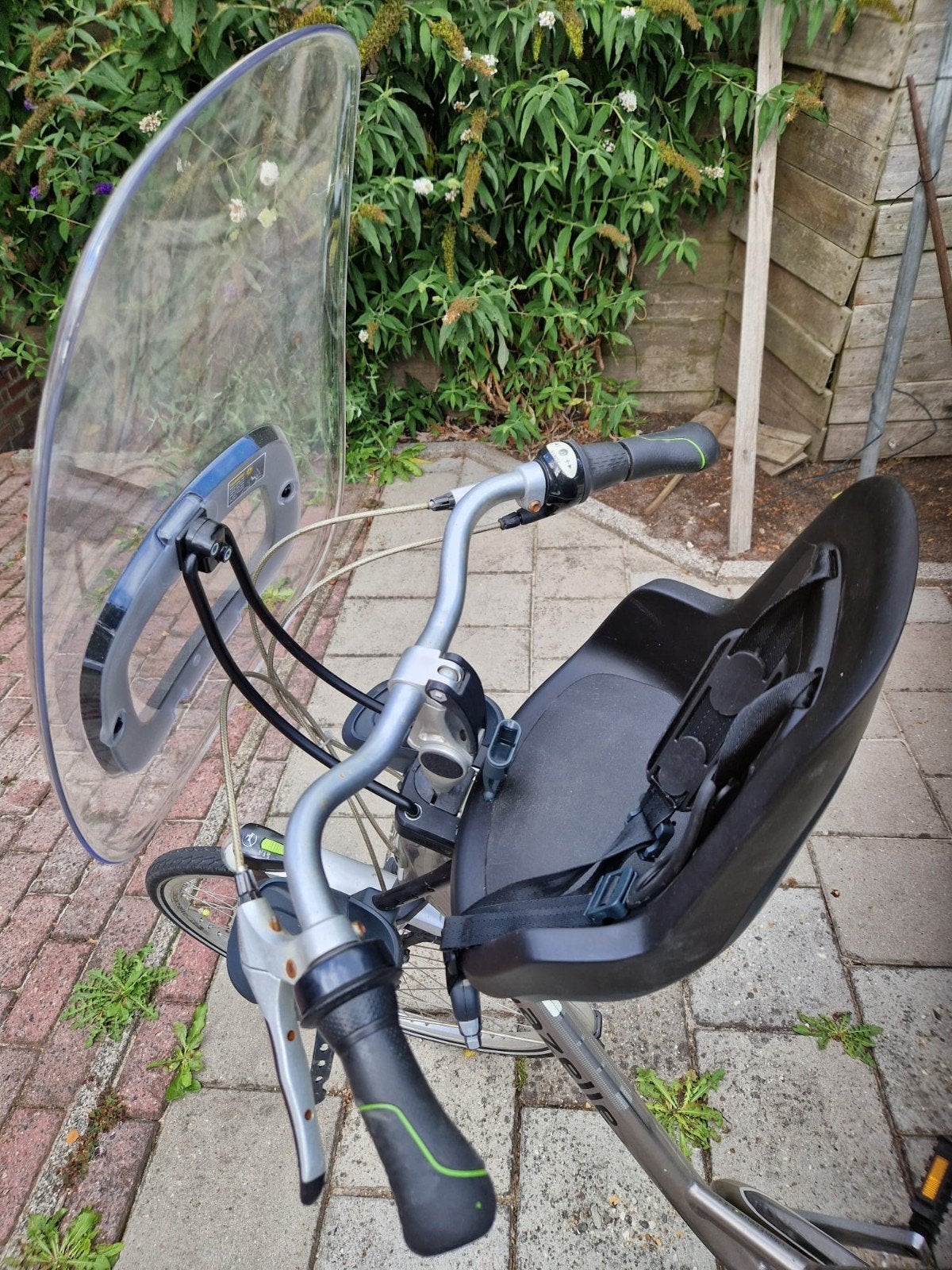 Bobike ONE Mini fietszitje met windscherm, Ophalen, Voorzitje, Zo goed als nieuw, Bobike