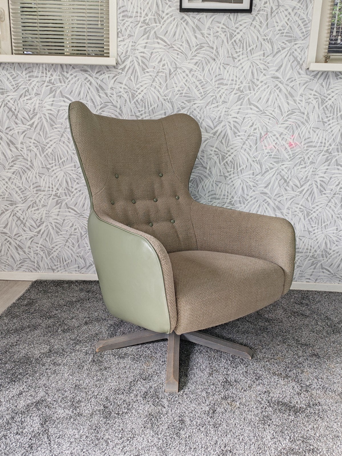 Prominent wingback vlinder design relax fauteuil, Prominent, Onbekend, 75 tot 100 cm, Ophalen of Verzenden
