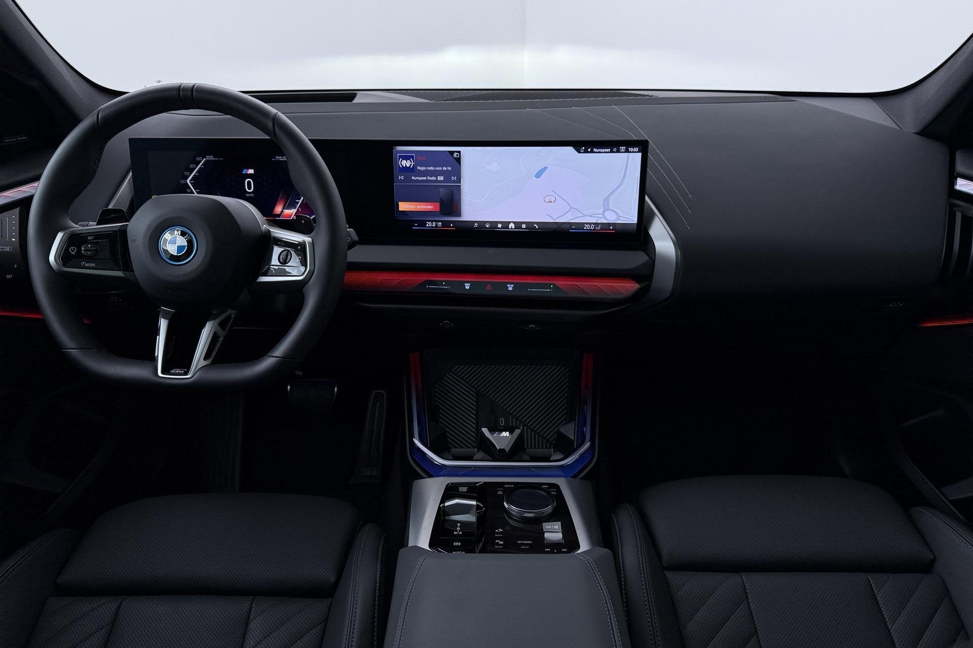 Foto 4 van BMW X3 30e xDrive | M Sport | Trekhaak | Panoramadak | Harma