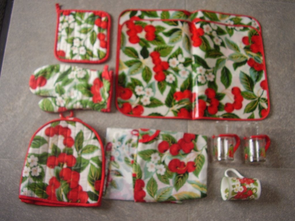 7 kersen items, Verzenden