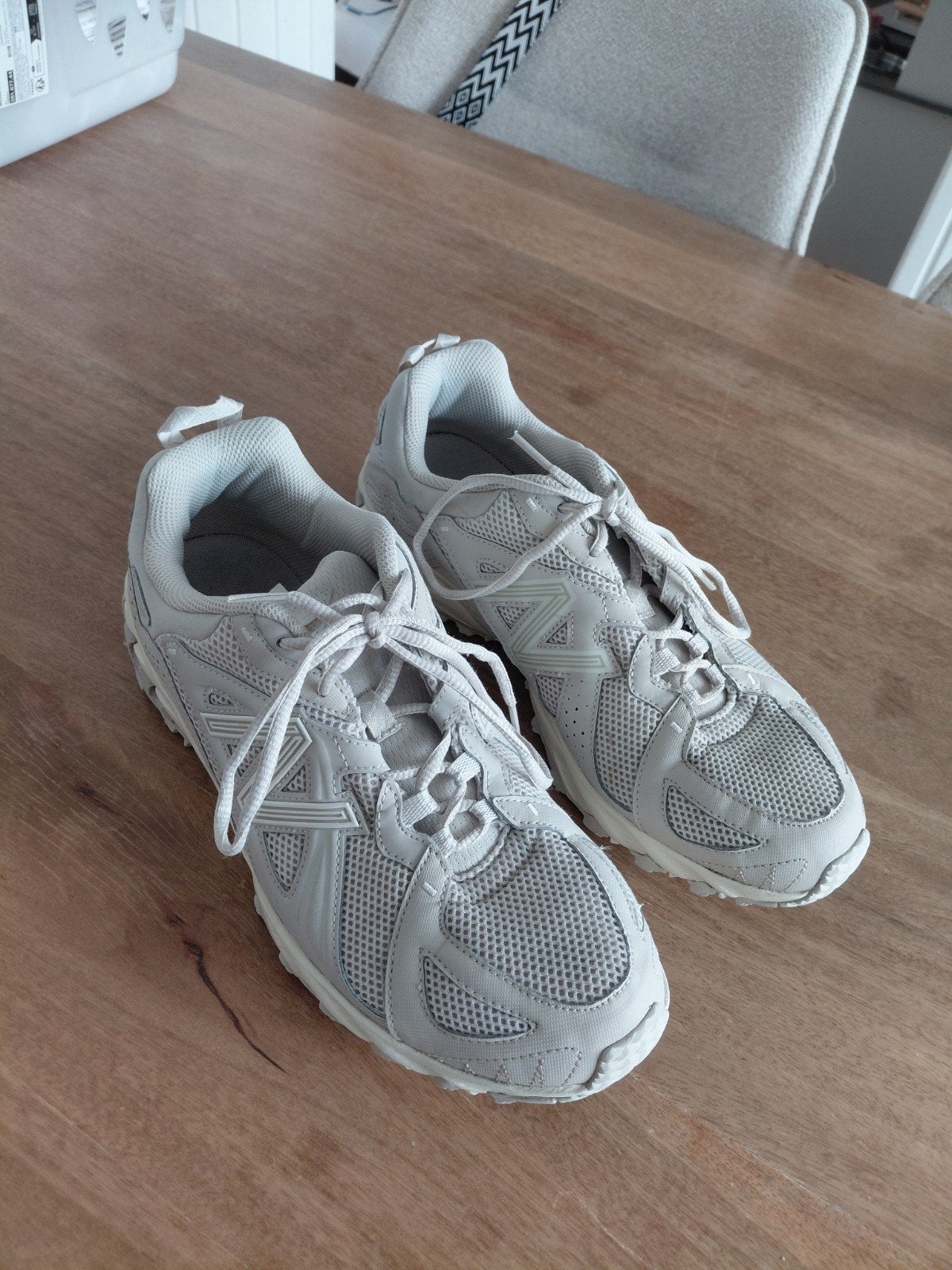 New Balance 610 'Timberwolf Moonbeam' maat 44,5, New Balance, Overige kleuren, Ophalen of Verzenden, Zo goed als nieuw