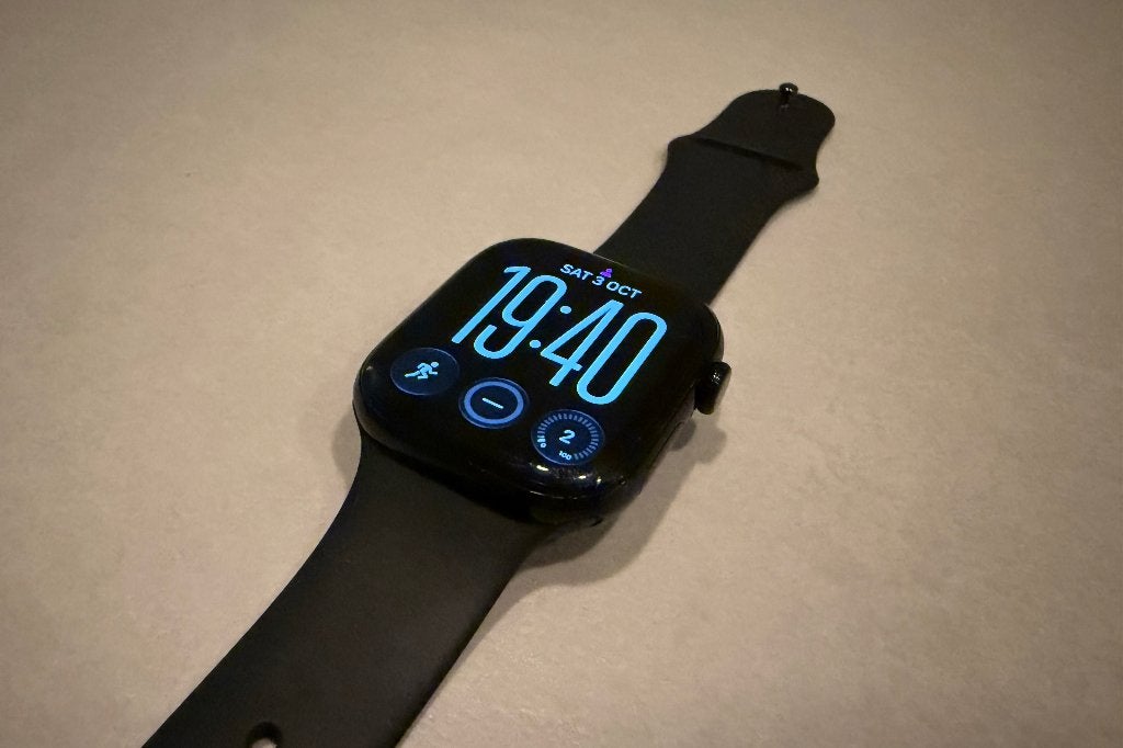 Foto 3 van Apple Watch 10 46mm Jet Black