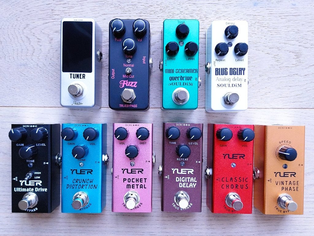 Gitaar effect pedalen + Patchkabels + Footswitch Toppers, Ophalen of Verzenden, Zo goed als nieuw, Delay of Echo