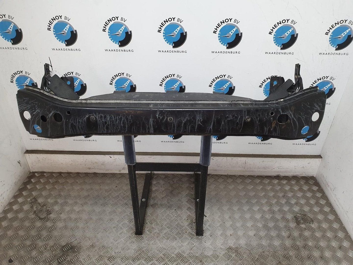 VOLKSWAGEN TRANSPORTER 2.5 TDI 300 VOORBUMPER BALK 2004, Ophalen of Verzenden, Gebruikt, Stiba lid