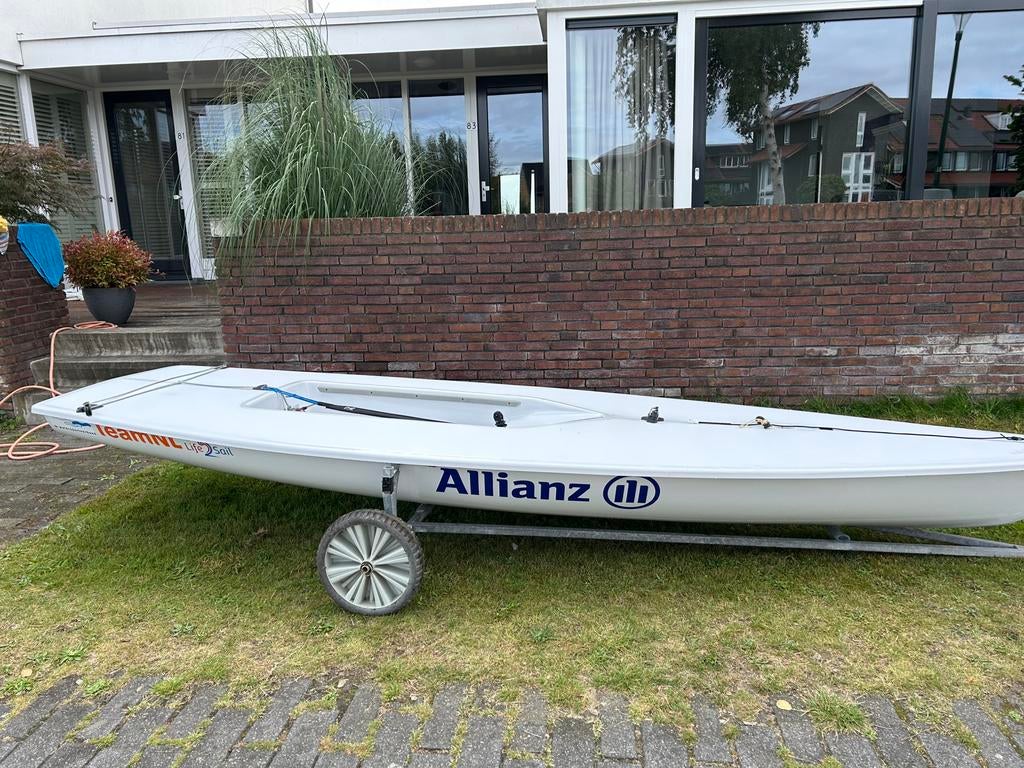 ILCA 4/6  Nautivela 219686, Ophalen, Zo goed als nieuw, Minder dan 15 m²