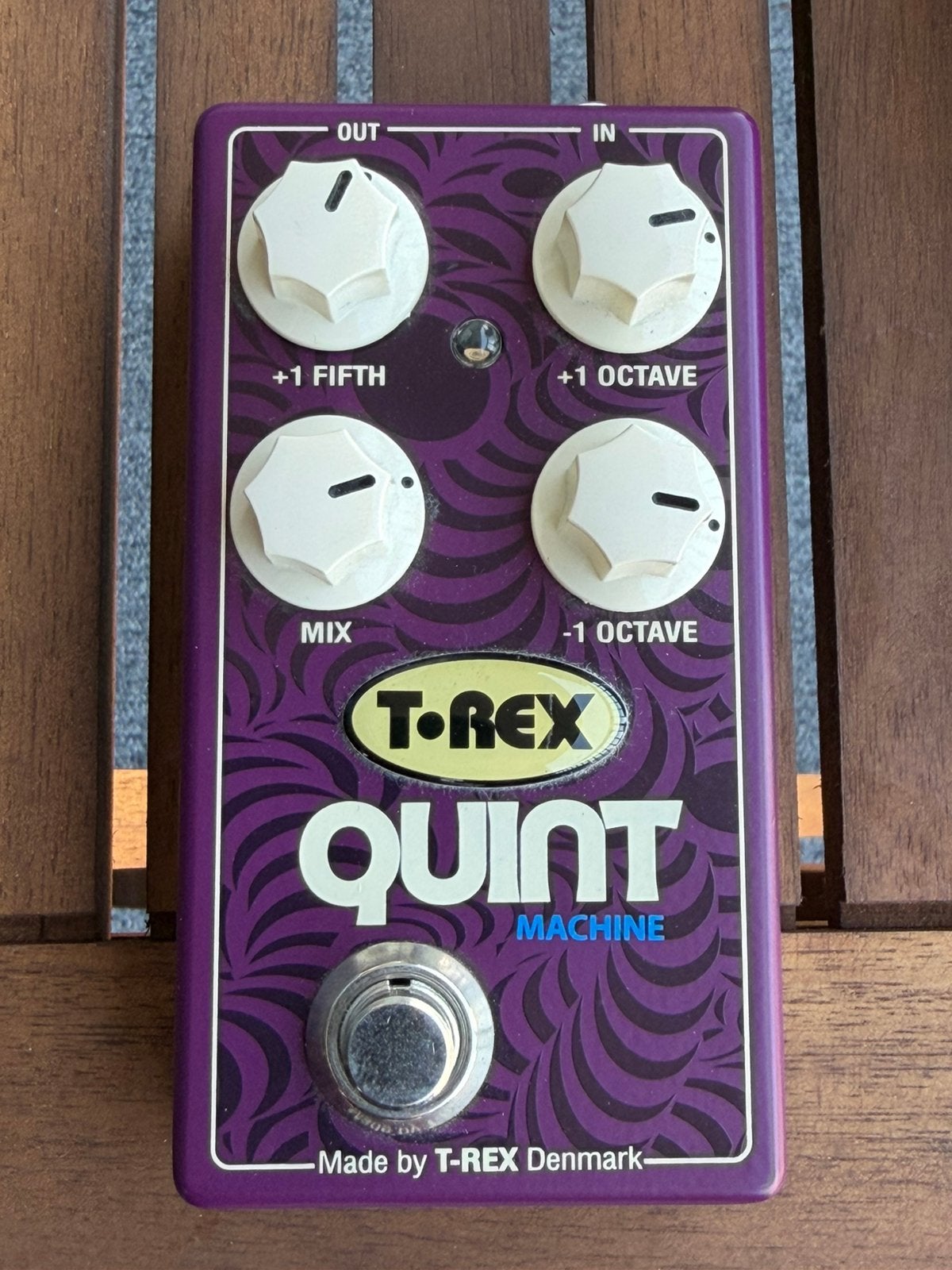 T-Rex Quint Machine. Octaver/Vijfde, Bas en gitaar. (m2419687881