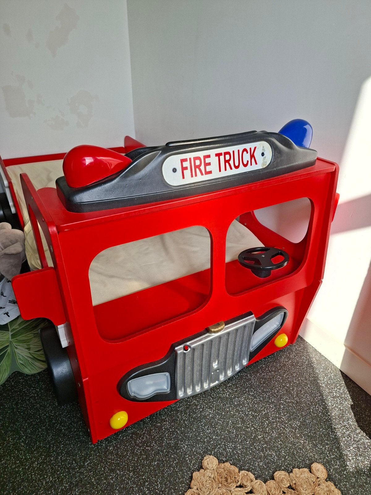 Brandweerauto kinderbed, Gebruikt, 70 tot 85 cm, Ophalen of Verzenden, Matras