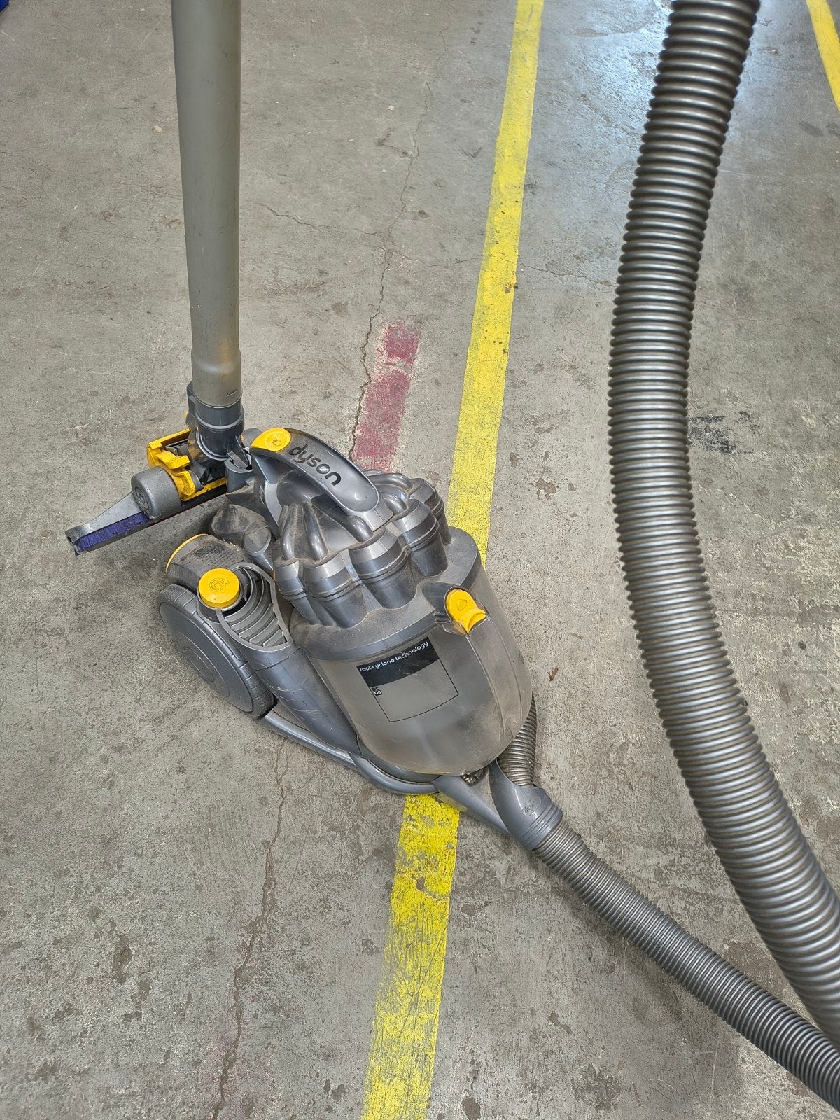 Dyson DC08 stofzuiger, Witgoed en Apparatuur, Stofzuigers, Gebruikt, Dyson, Ophalen