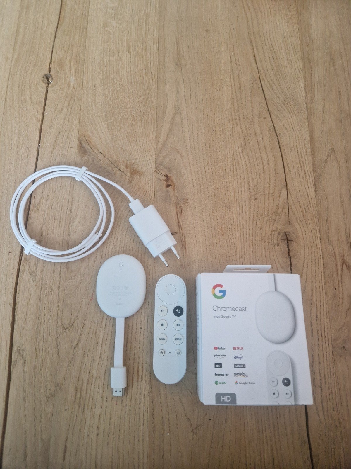 Chromecast met Google TV (HD) - Zo goed als nieuw, Ophalen of Verzenden, Zo goed als nieuw, HDMI, Zonder harde schijf