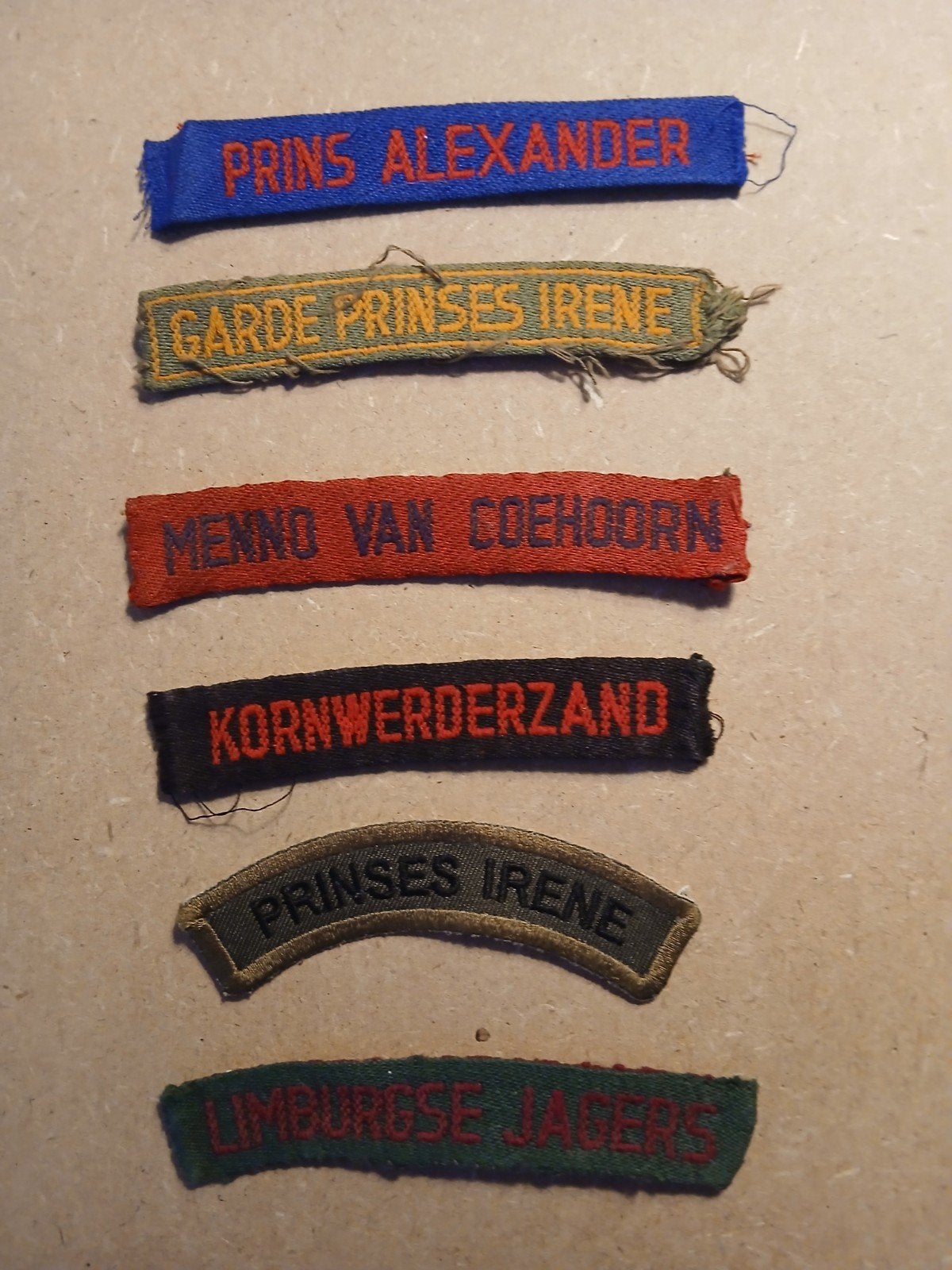 6 straatnamen,  samen voor 20 euro, Verzamelen, Ophalen of Verzenden, Landmacht, Nederland, Embleem of Badge